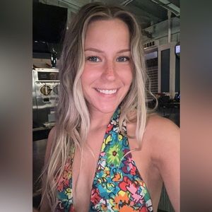 Meet your Posher, Karlee